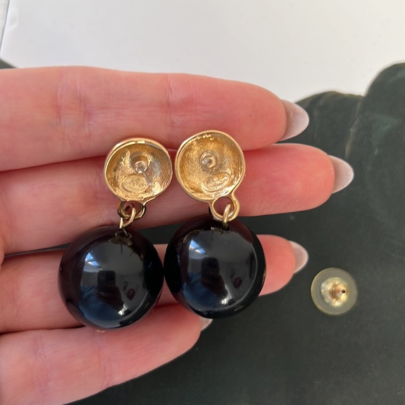 Vintage signed Givenchy earrings - Picture 4 of 6